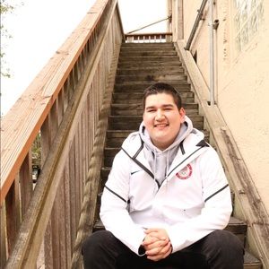 Meet your Posher, Braulio